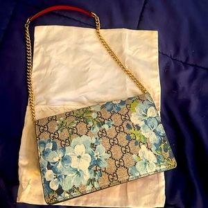 AUTHENTIC Gucci Chain Wallet GG Supreme Blooms (Short Strap) Blue 💙